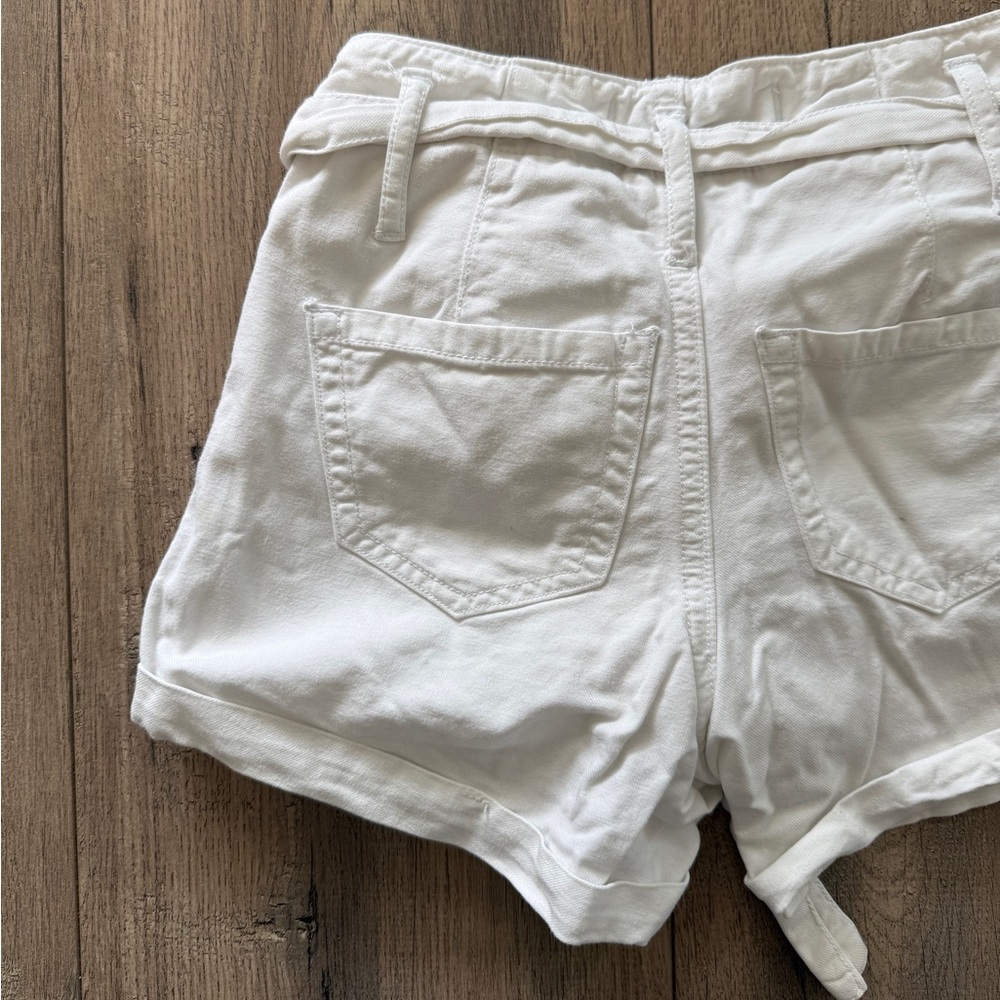 Toddler Abercrombie & Fitch White Shorts - Picture 5 of 7